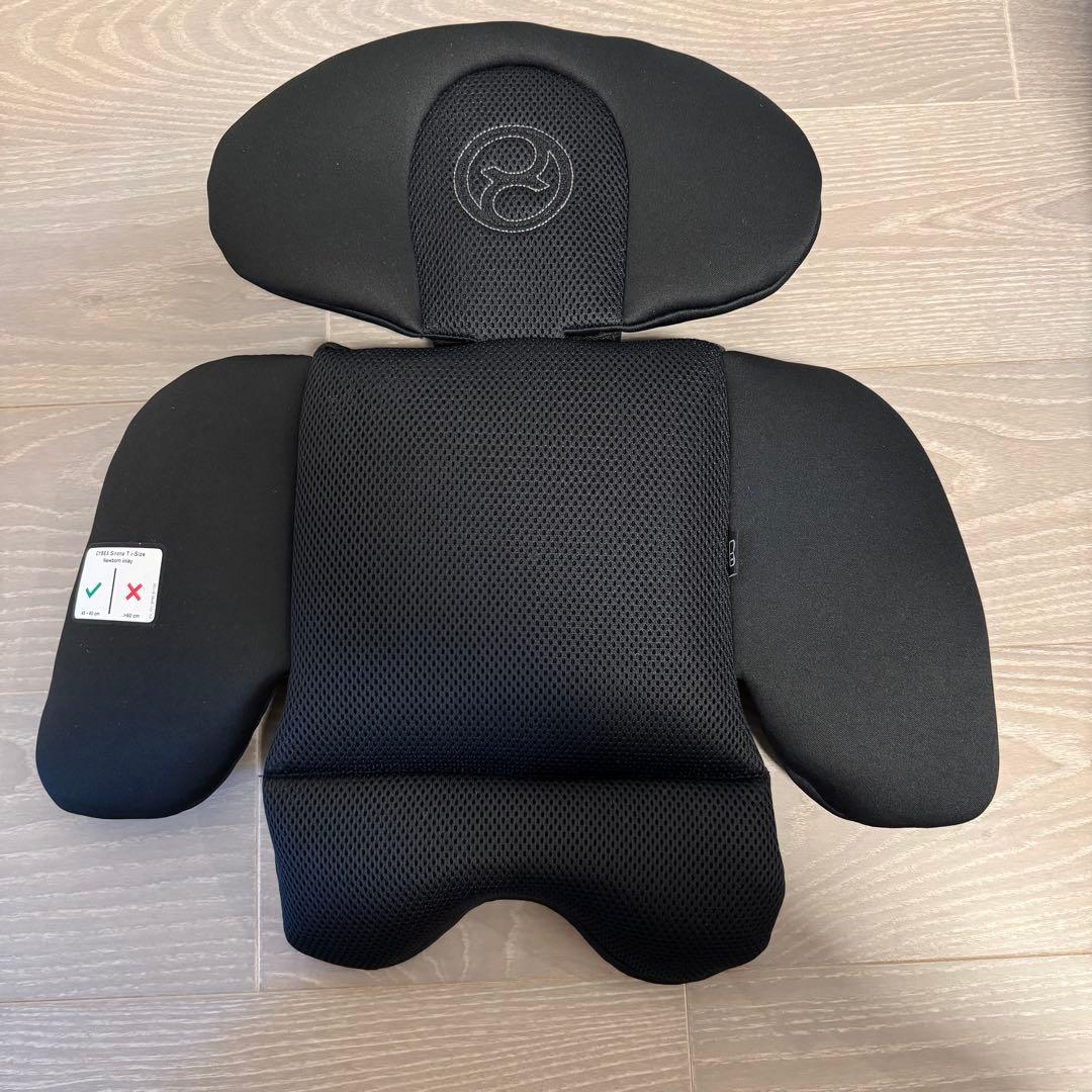 【美品】Cybex サイベックス シローナT i-Size 黒　※ベースTなし