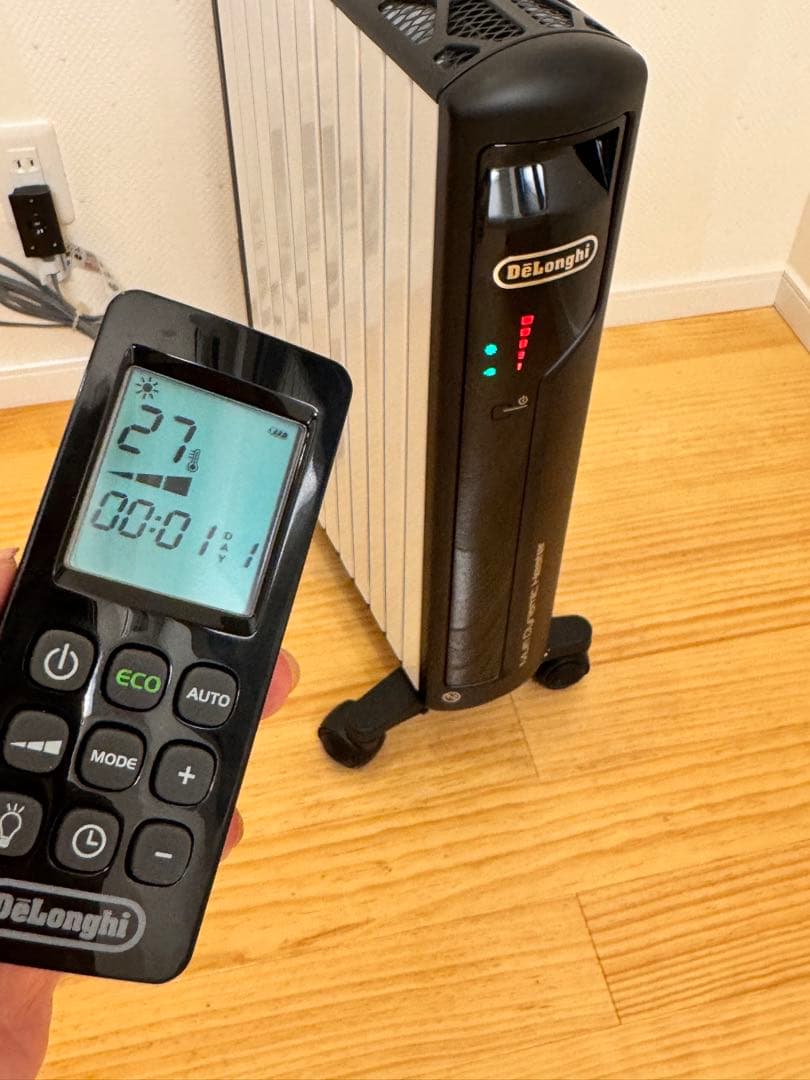 新品 デロンギマルチダイナミックオイルヒーター【リモコン付】MDH-15BK