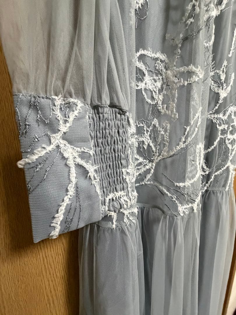 niana フェザーフラワーチュールドレス グレー　M