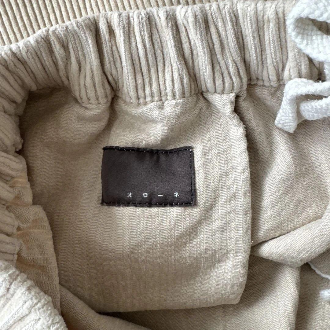 オローネ　バルーンパンツ　コーディュロイ　アイボリー