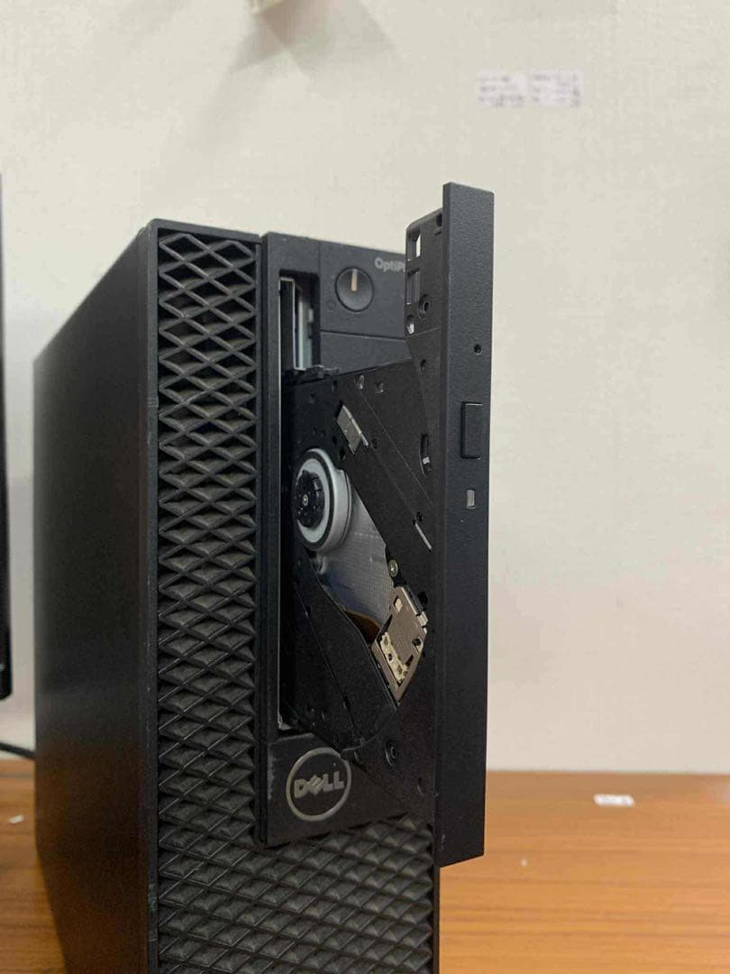 Windowsデスクトップ DELL OptiPlex 3050 i7-7700 8GB SSD512GB