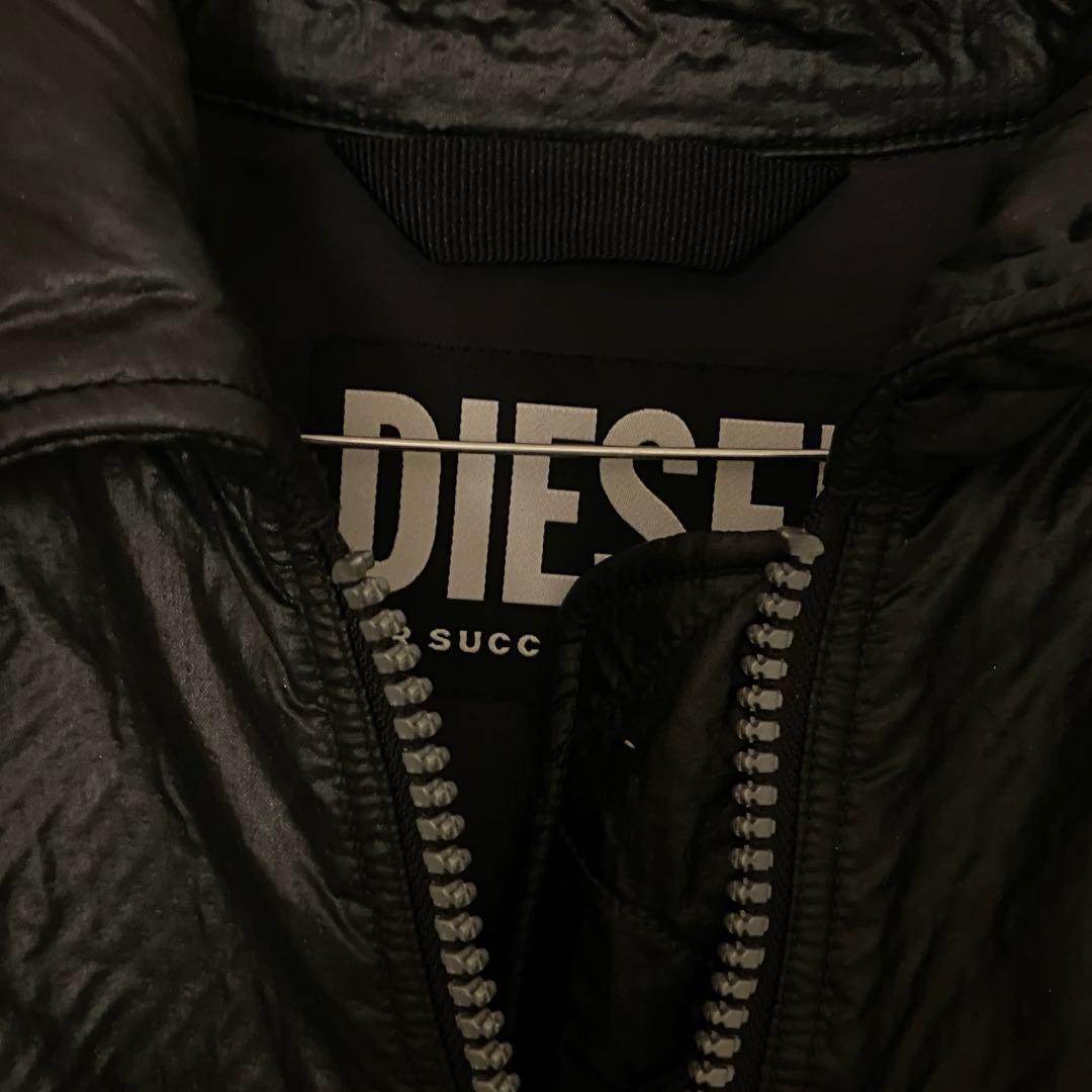 DIESEL ダウン
