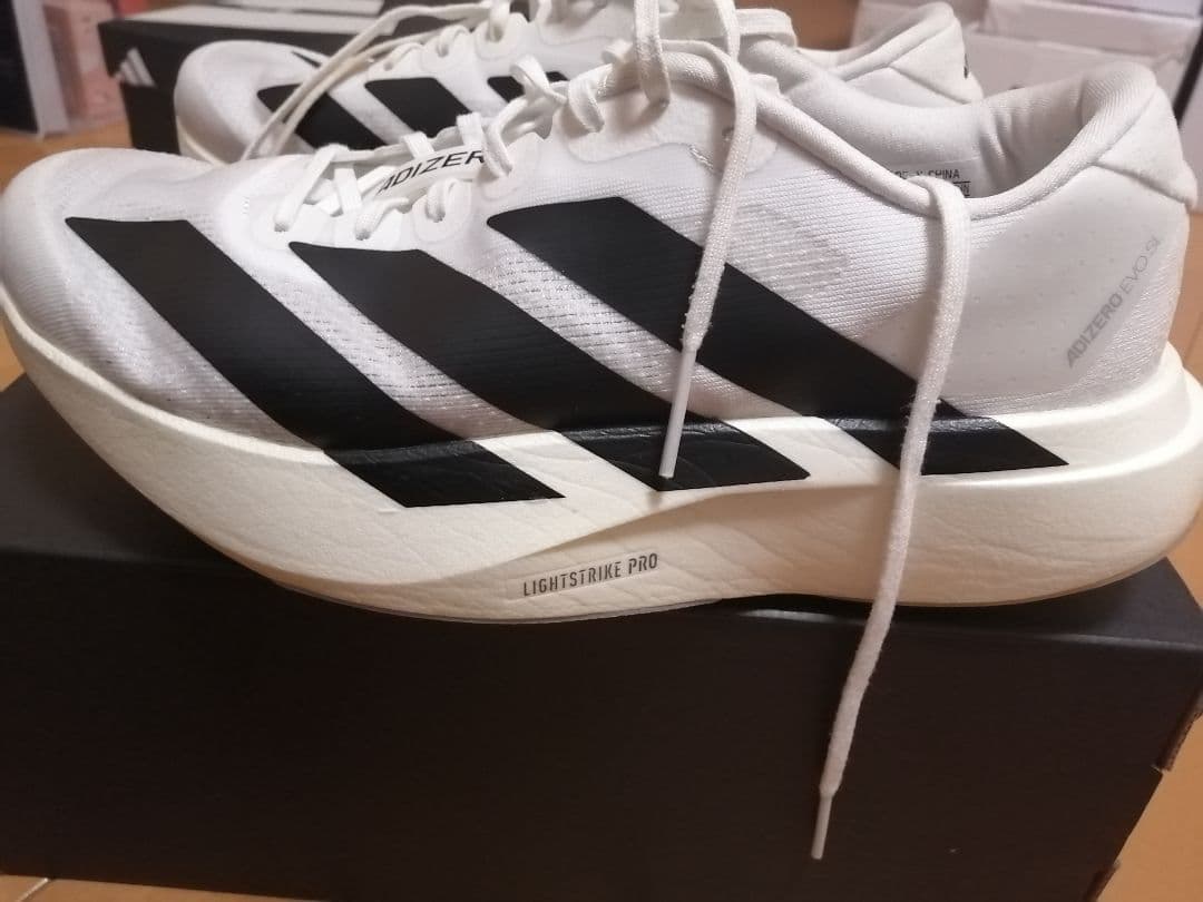アディダス Adizero EVO SL