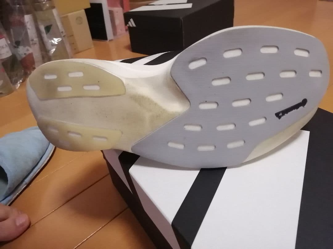 アディダス Adizero EVO SL