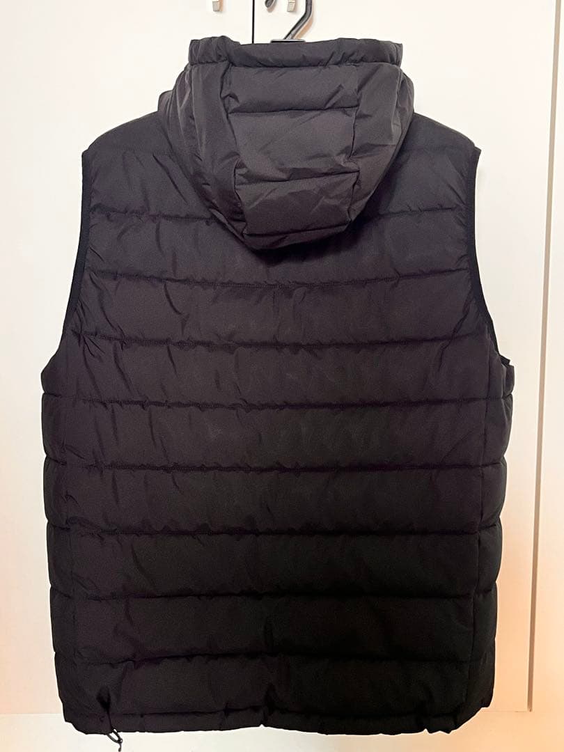 美品⭐︎  メンズ フード付きダウンベスト 黒