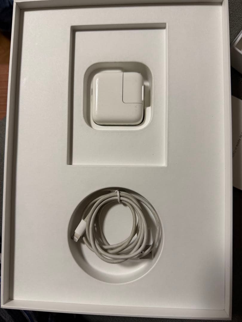 Apple iPad (第7世代) 32GB + Apple Pencil