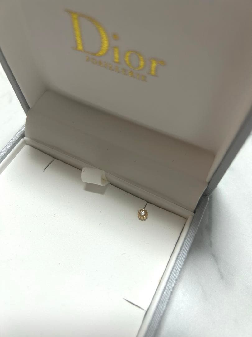 Dior Mimirose シングルピアス