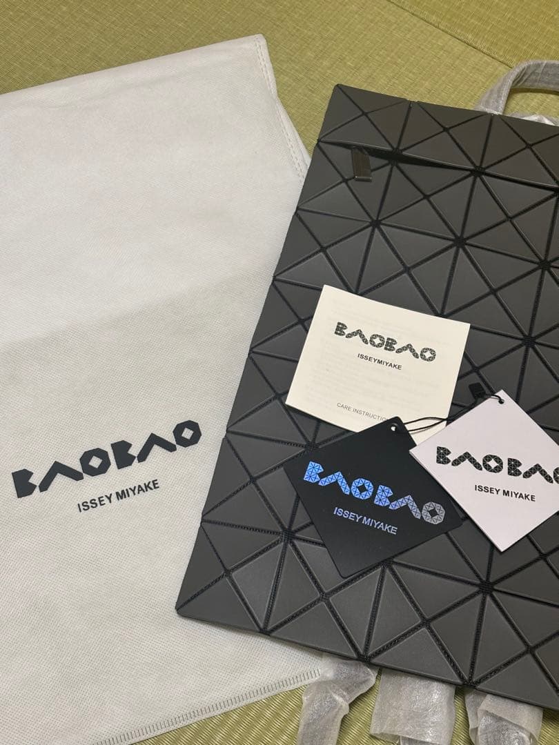 BAOBAO ISSEY MIYAKE リュック・バックパック グレー