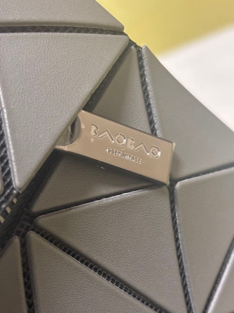 BAOBAO ISSEY MIYAKE リュック・バックパック グレー