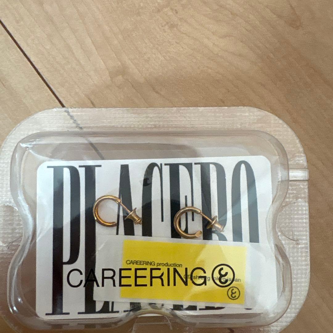 PLACEBO CAREERING ゴールド フープピアス