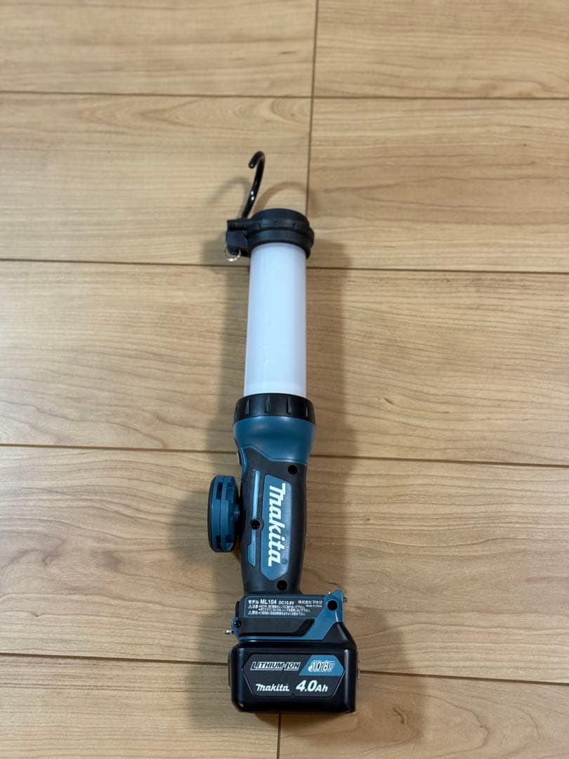 マキタ 10.8V ML104 ライト