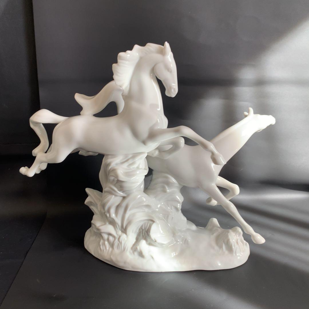 リヤドロ（Lladro） 駆ける馬（ホワイト）／陶器