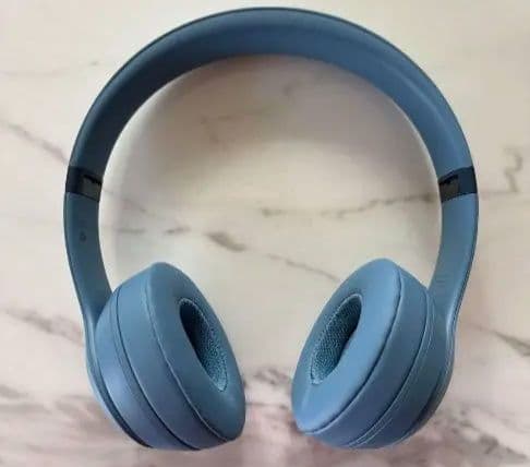 Beats Solo 4 ワイヤレスヘッドホン 青