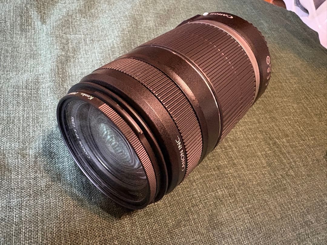 Canon EF-S 55-250mm f/4-5.6 IS レンズ