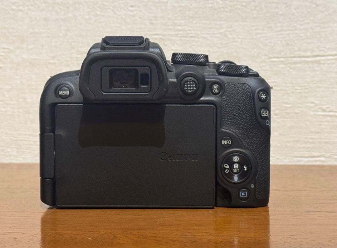 デジタルカメラ Canon EOS R10 + RF-S 18-150mm