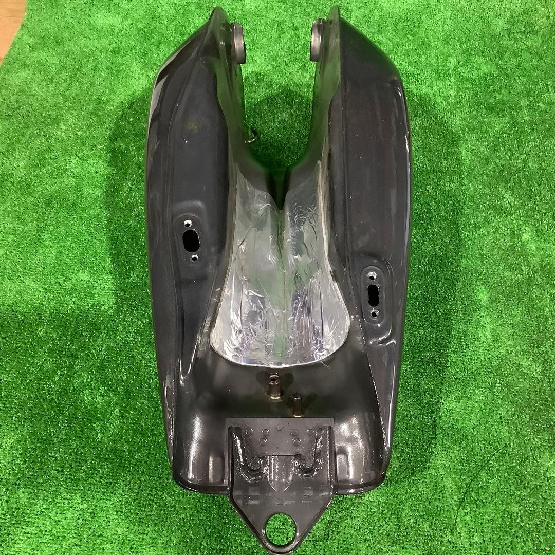 R*.様 SR400　ファイナルエディション　純正タンク　ダークグレーメタリック