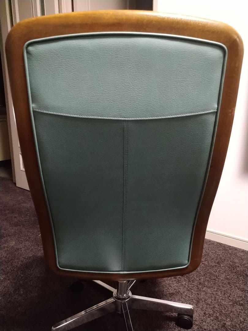 karimoku カリモク 緑 レザー 皮革 オフィスチェア デスクチェア