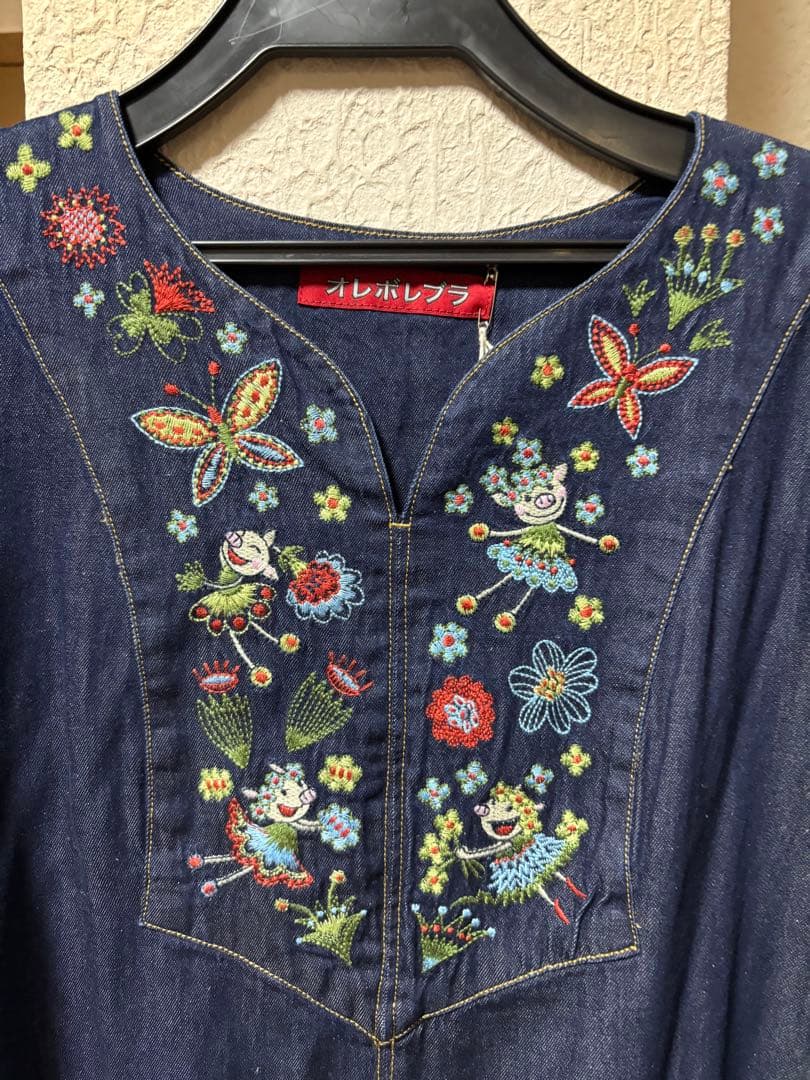 新品アルベロベロデニム刺繍チュニックワンピース　31900円　オレボレボラ