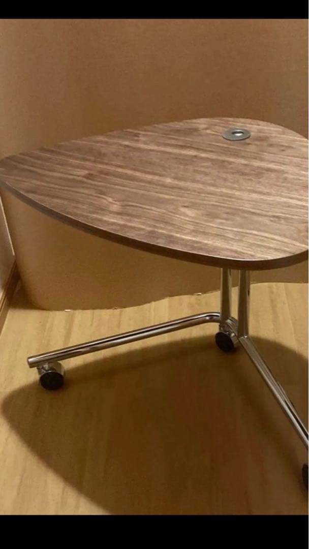 新品同様 TECTA サイドテーブル ウォールナット テクタ アクタスK22 R