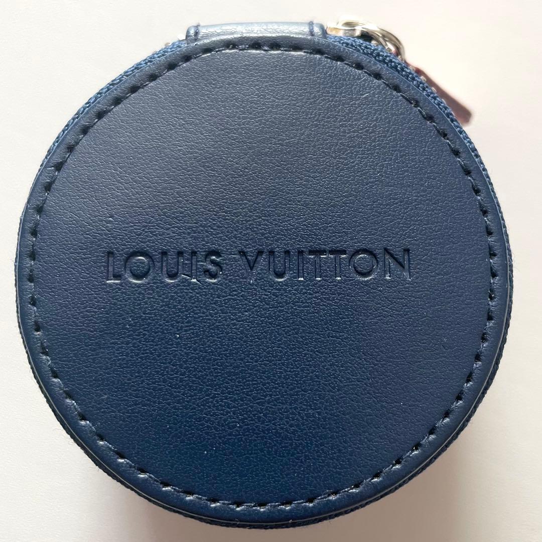 LOUIS VUITTON ルイヴィトン　イヤホンケース　充電ケーブル巾着セット