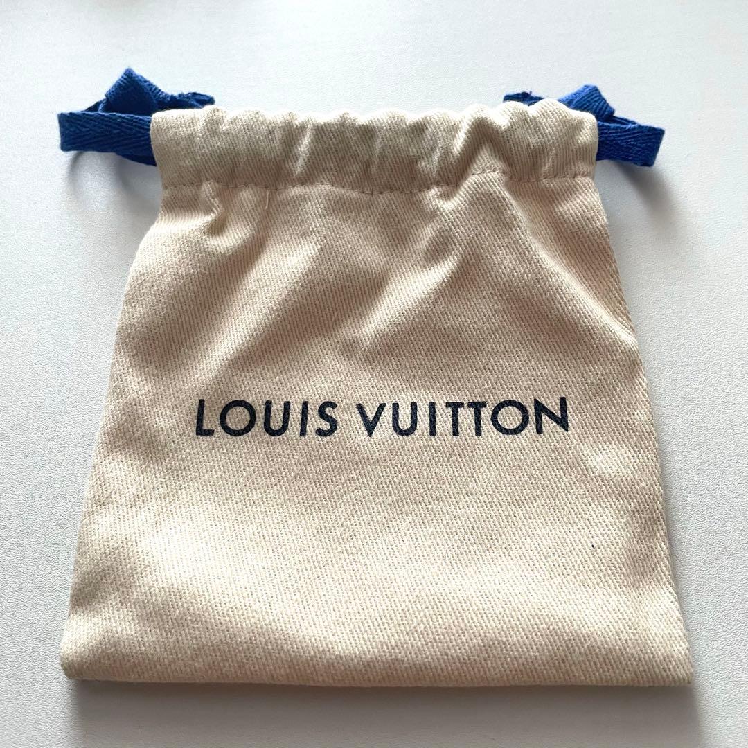 LOUIS VUITTON ルイヴィトン　イヤホンケース　充電ケーブル巾着セット
