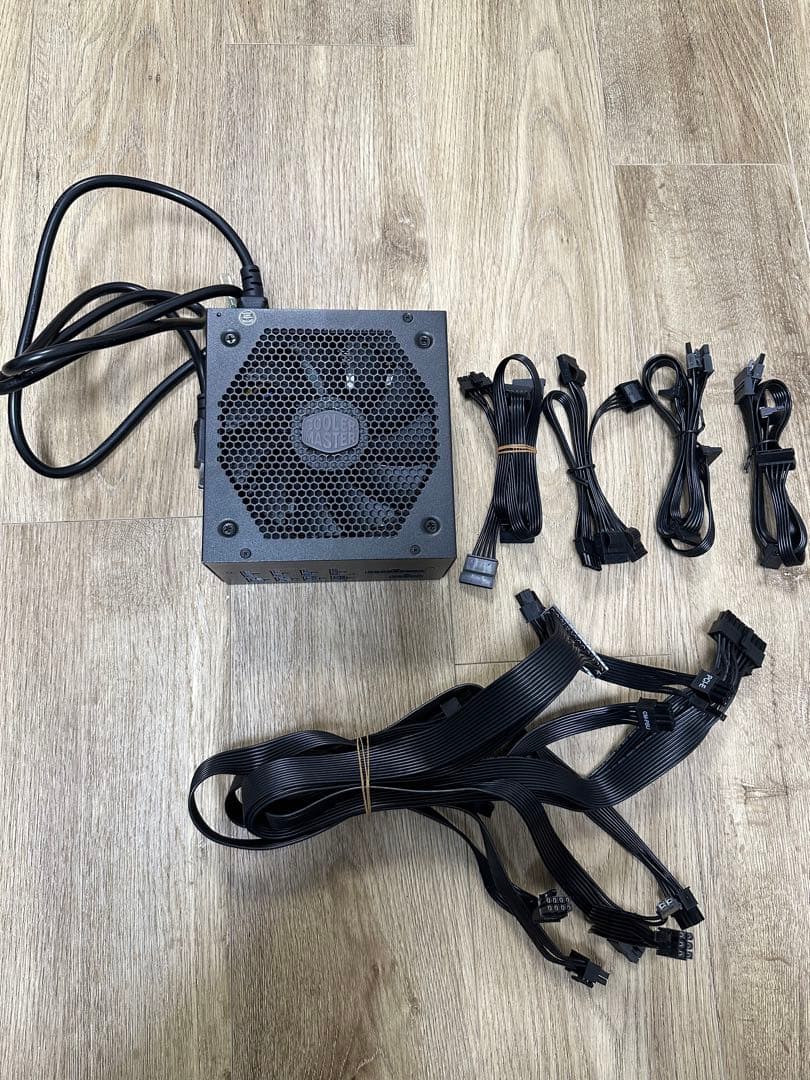 Cooler Master V750 GOLD V2 750W PC電源ユニット