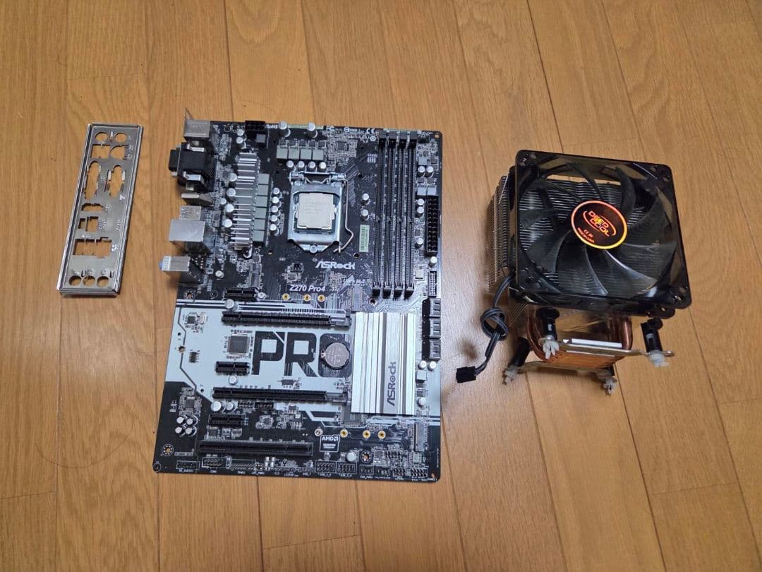 core i7 7700k マザーボードとCPUクーラー付き