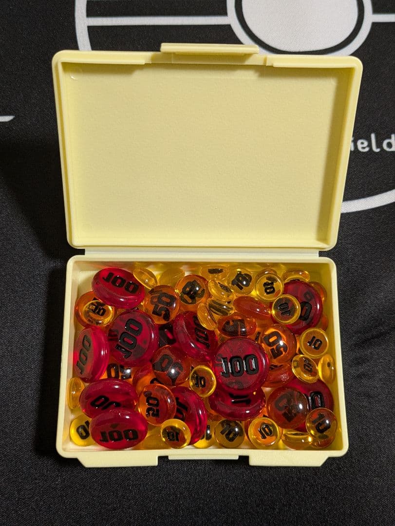 ポケカ引退品（構築済みデッキや周辺グッズ付き！）