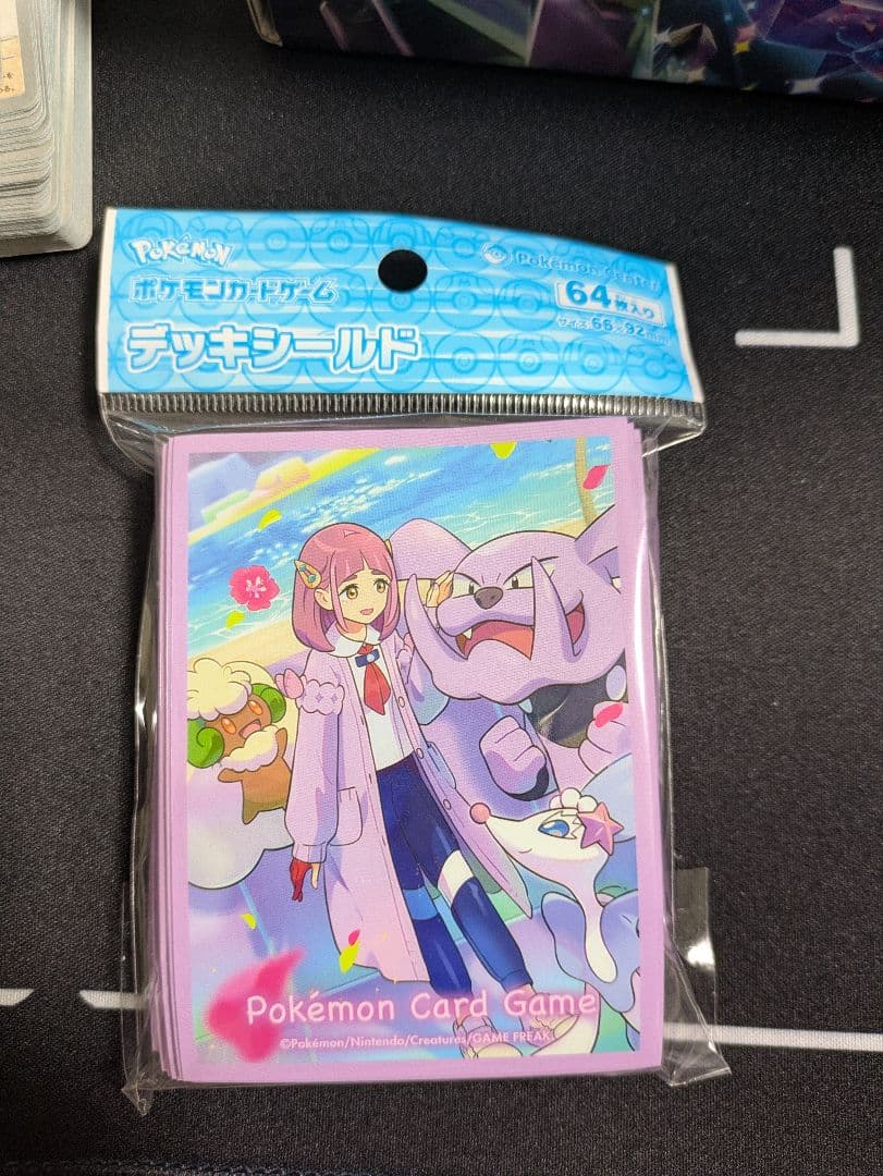 ポケカ引退品（構築済みデッキや周辺グッズ付き！）