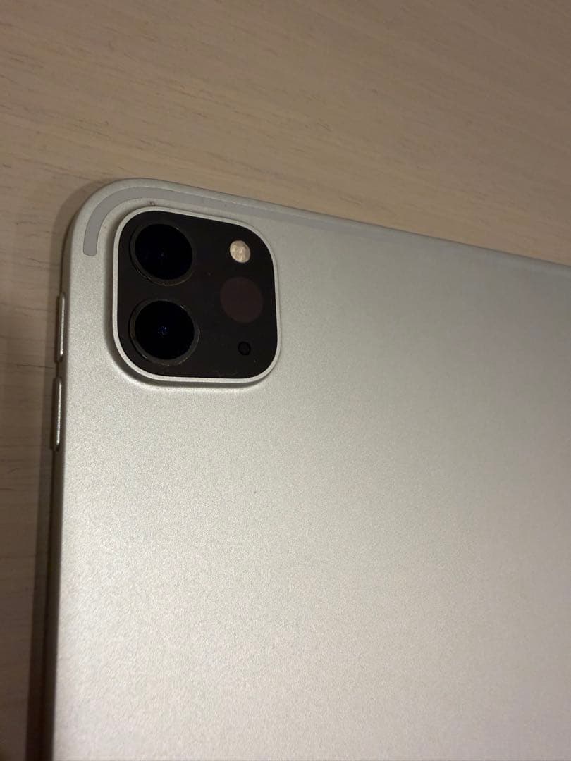 Apple iPad Pro第2世代11インチシルバー 本体