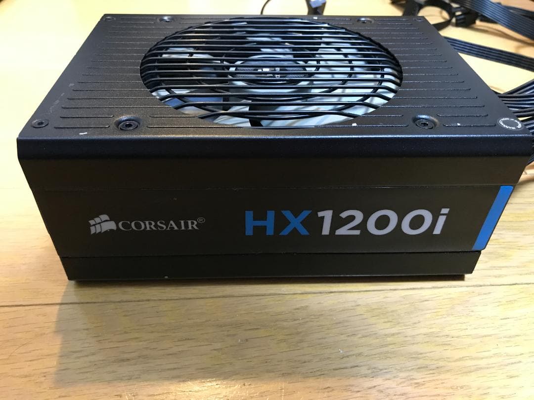 Corsair HX1200i 1200W電源 80PLUS PLATINUM