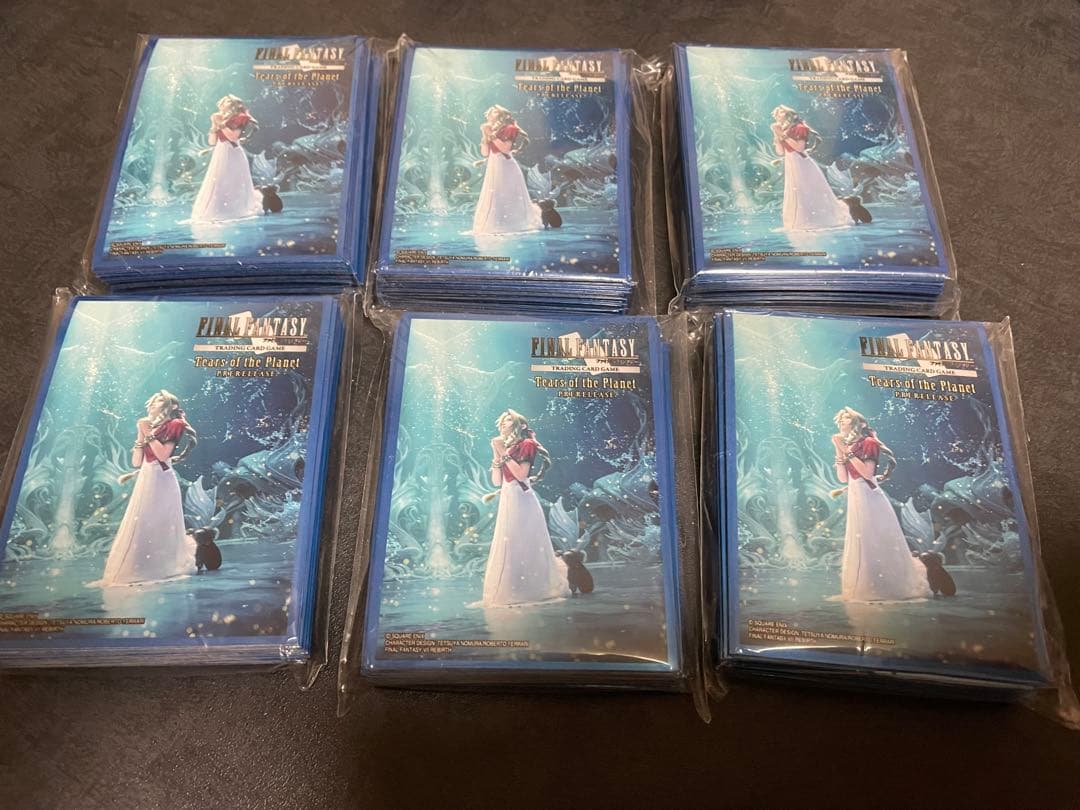 FFTCG エアリス　スリーブ