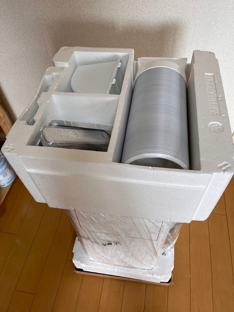 【超美品】アイリスオーヤマ　ポータブルクーラー　2025年製　IPP-2225U