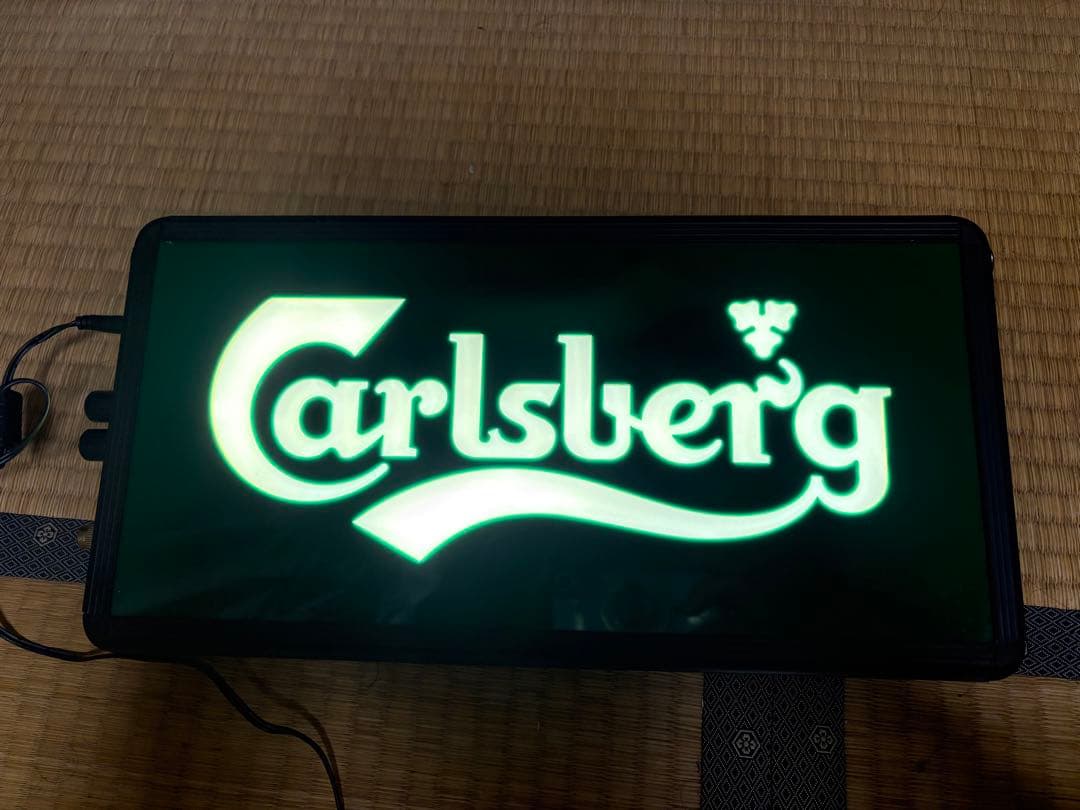 カールスバーグLEDロゴ照明 壁掛け可能