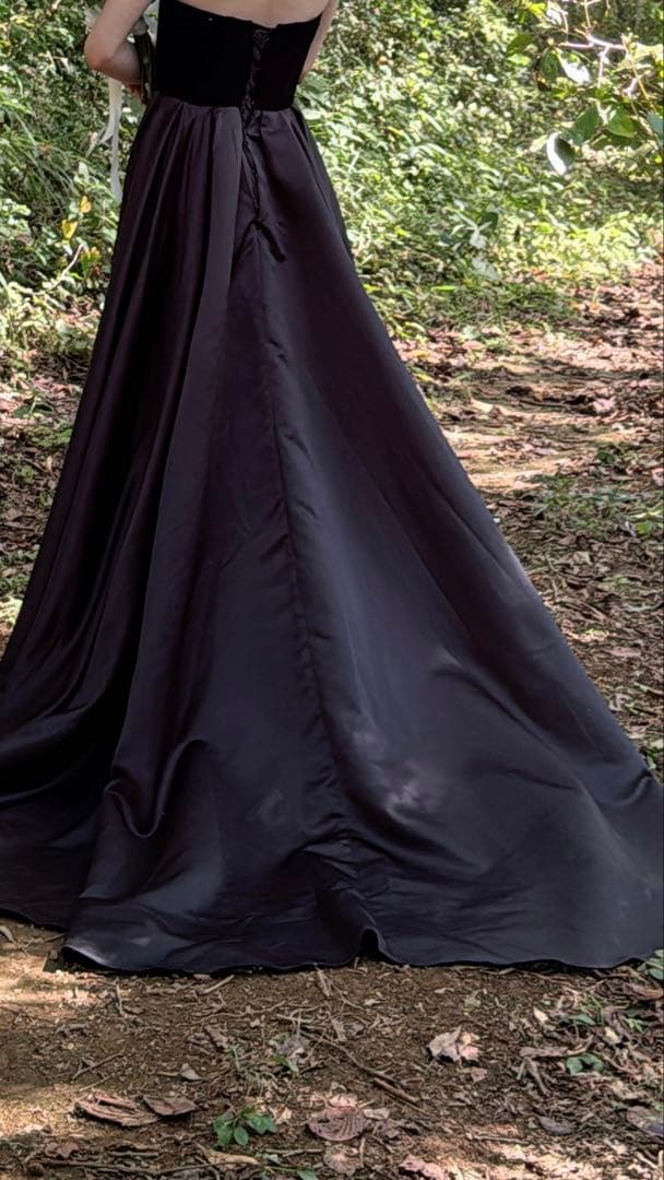 ブラックウェディングドレス