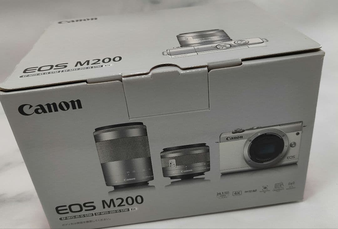 Canon EOS M200 ミラーレスカメラ zoomキット