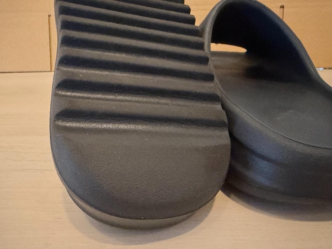 アディダス イージー スライド サンダル 27.5cm US9 HQ6448 黒