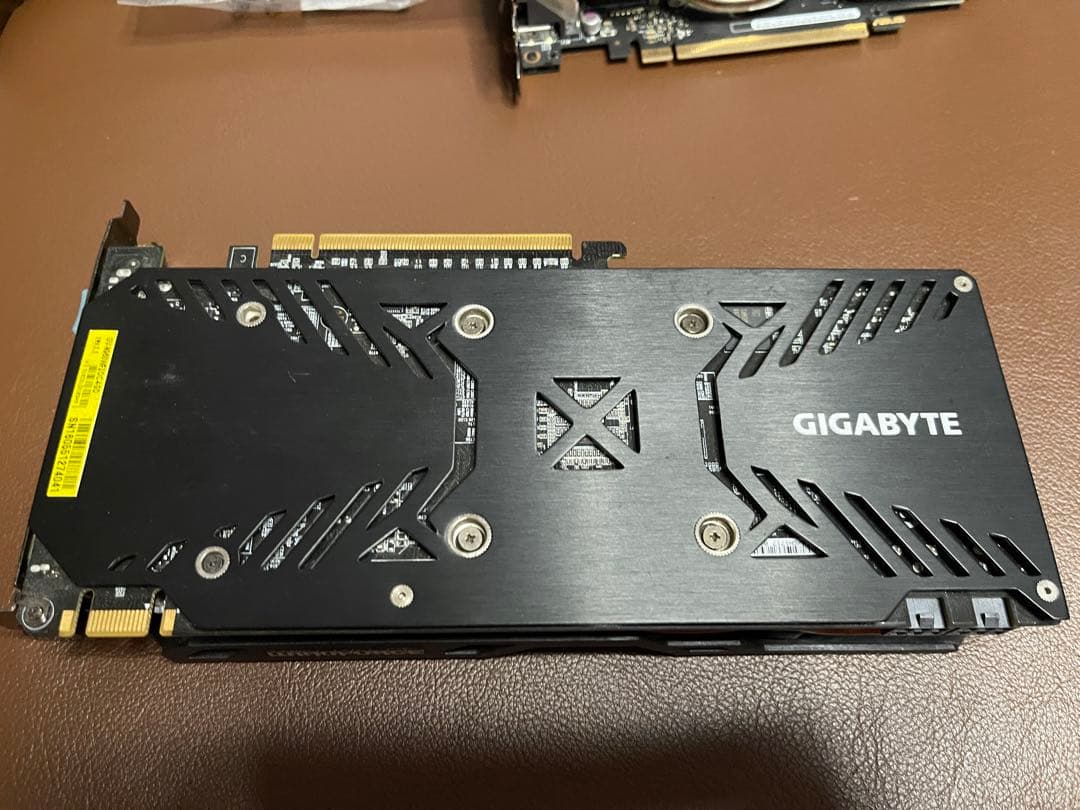 動作確認済GIGABYTE & ASUS GeForce GTX 960 4GB