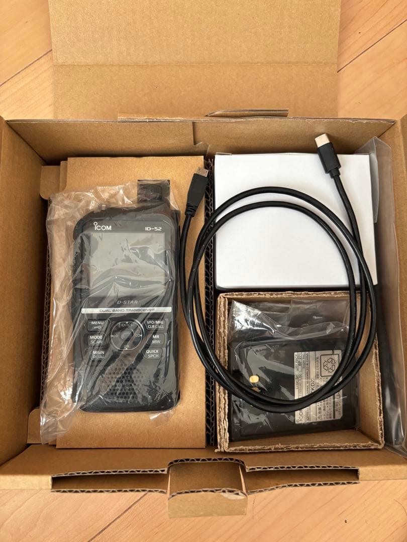 五*味様 ICOM ID-52 エアバンドスペシャル　トランシーバー