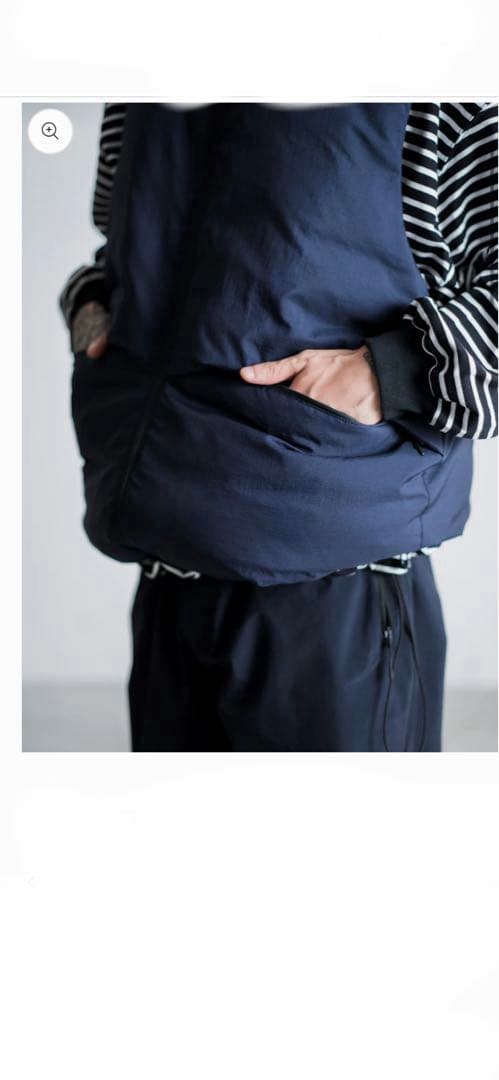 ネイビー ダウンベスト　ES.1 Light Down Vest