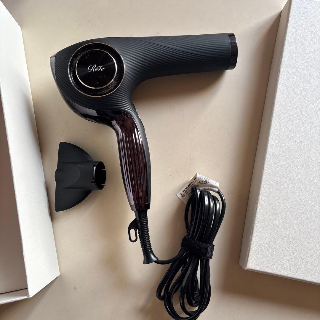 ReFa ブラック ヘアドライヤー　美品