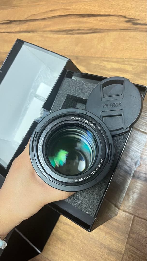 Viltrox AF 75mm F1.2 Xマウントレンズ