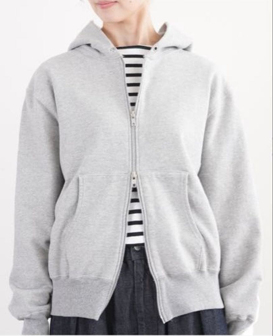 【新品値札付き】SOLAMONAT ふわりと裏毛ヴィンテージジップパーカー