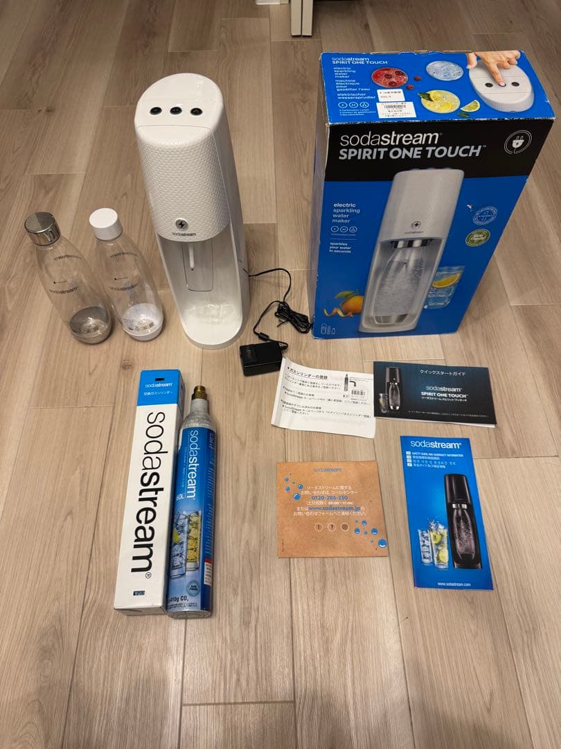 ソーダストリーム　スピリット　ワンタッチ　SodaStream 白 ホワイト
