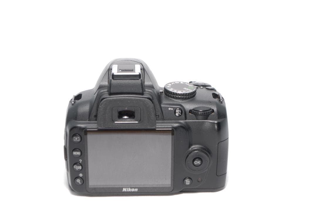 ✨Nikon D3000✨レンズキット✨ショット数小✨初心者モデル✨一眼レフ✨