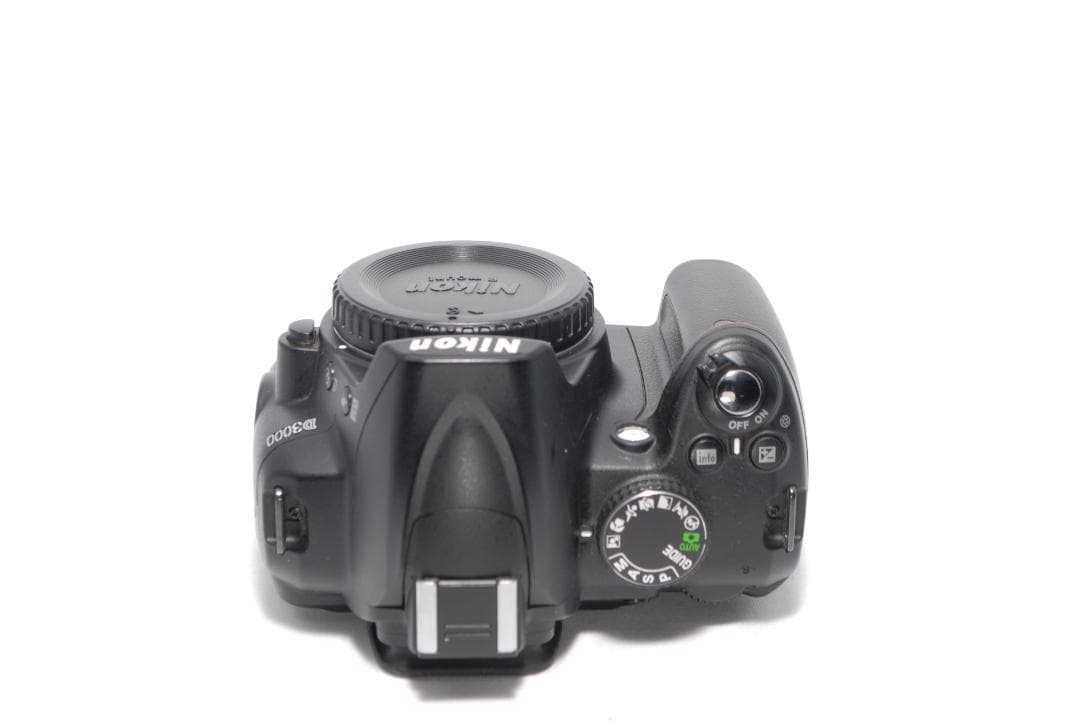 ✨Nikon D3000✨レンズキット✨ショット数小✨初心者モデル✨一眼レフ✨