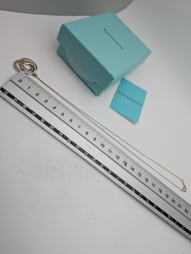 Tiffany & Co. ティファニーインターロッキングネックレス3連