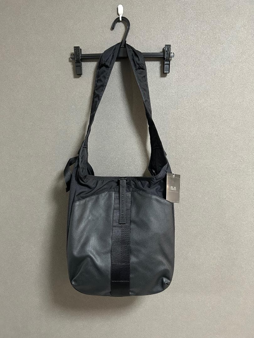 新品 WH x BRIEFING 25AW HOBO TALL ショルダーバッグ