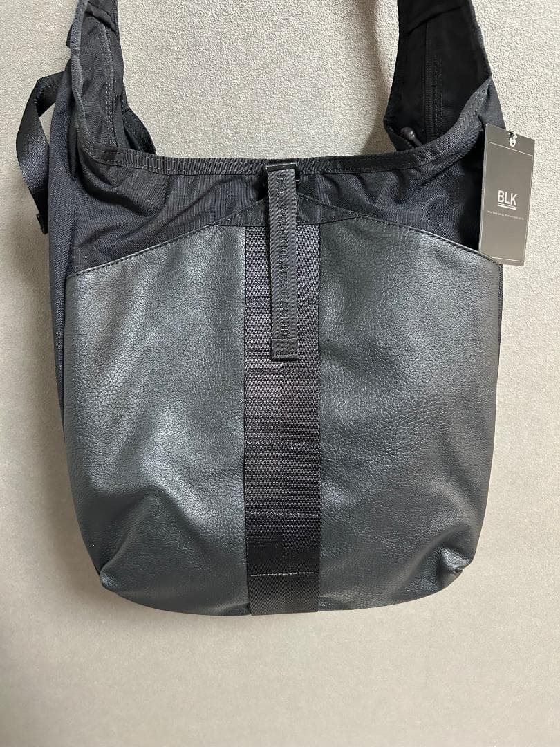 新品 WH x BRIEFING 25AW HOBO TALL ショルダーバッグ