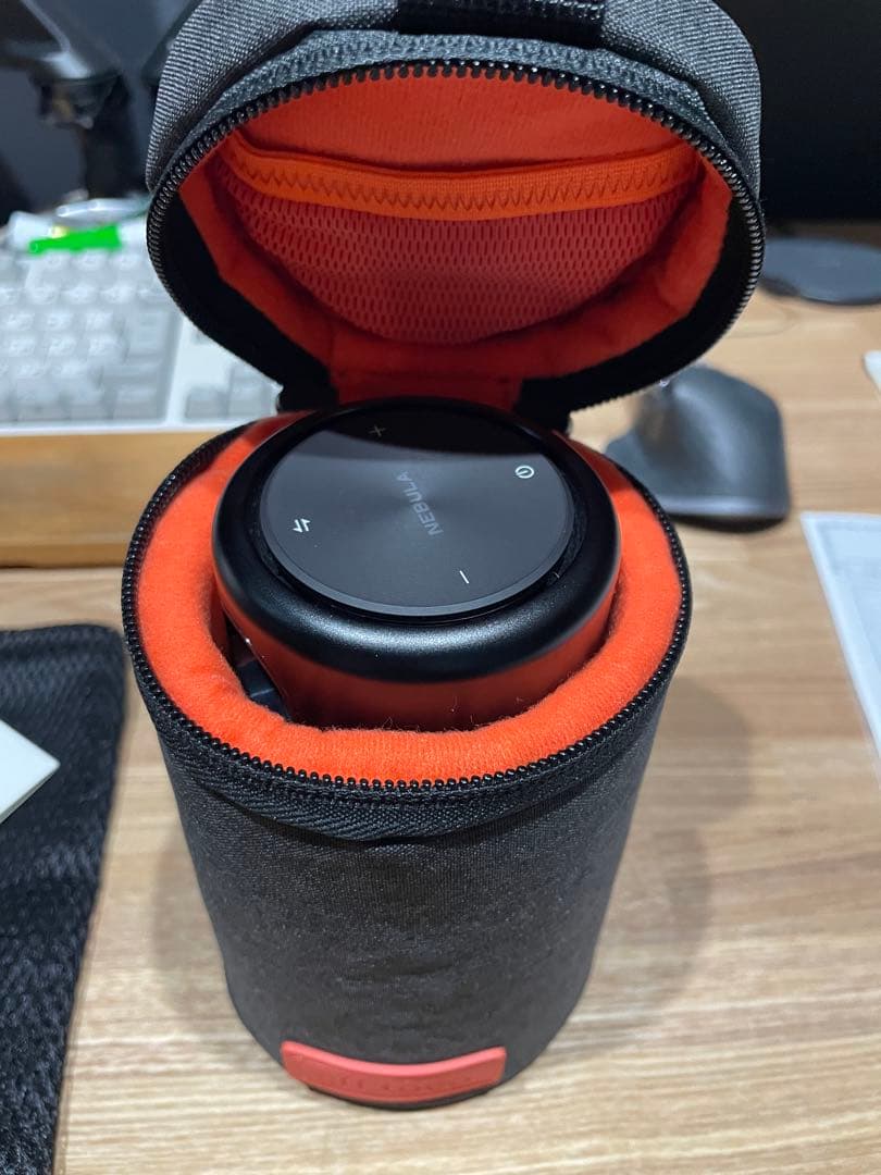 ANKER アンカー NEBULA Capsule プロジェクター 本体+ケース